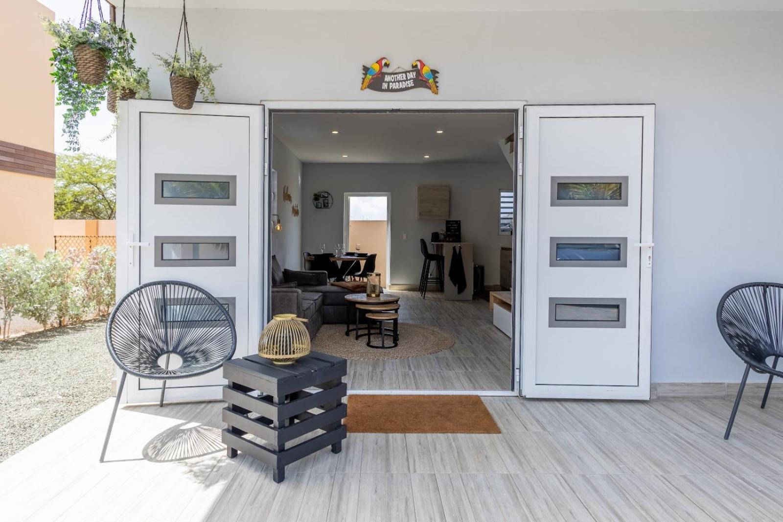 Av Curacao - Centrally Located Spacious Apartment Вилемстад Екстериор снимка