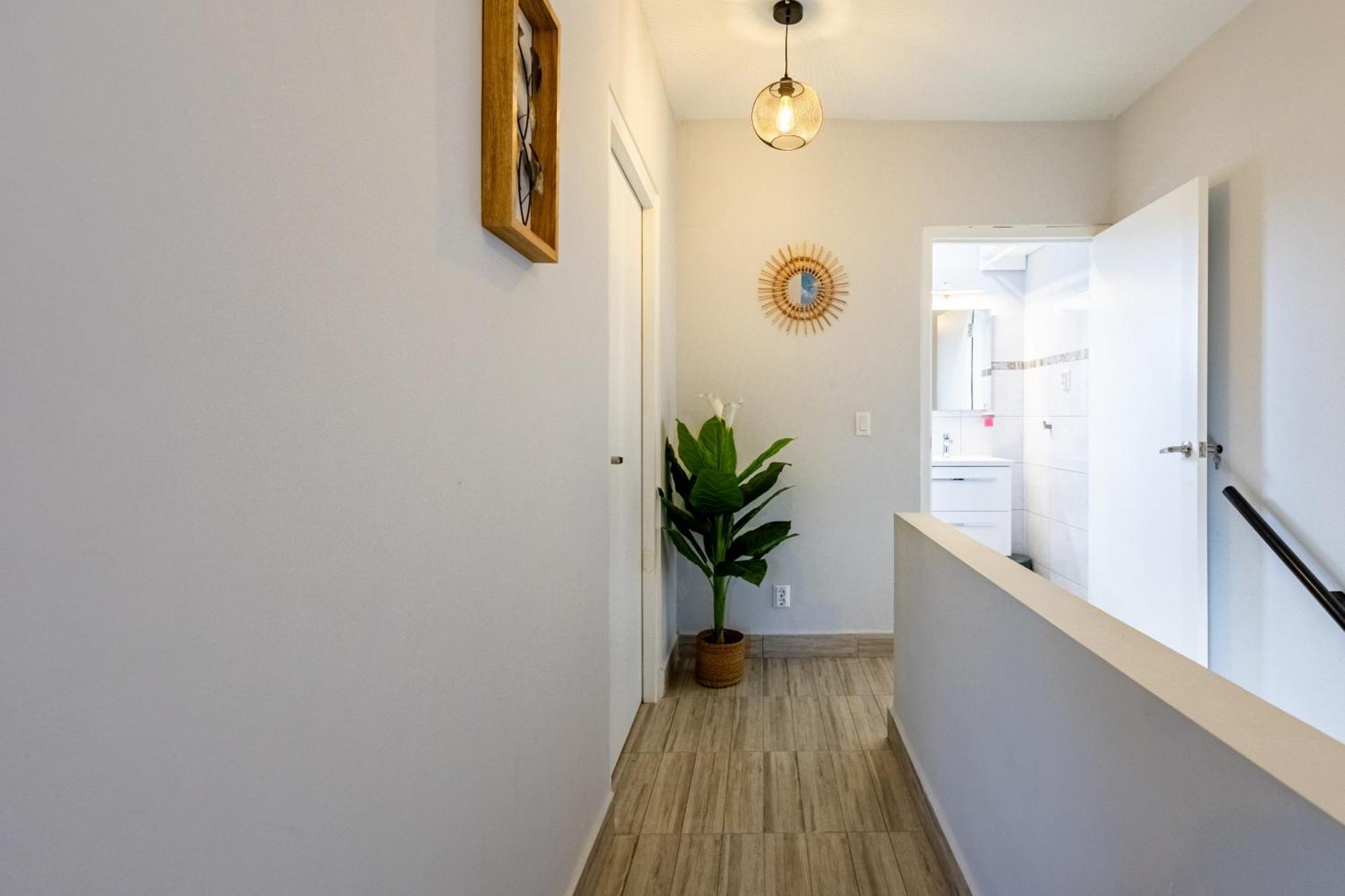 Av Curacao - Centrally Located Spacious Apartment Вилемстад Екстериор снимка