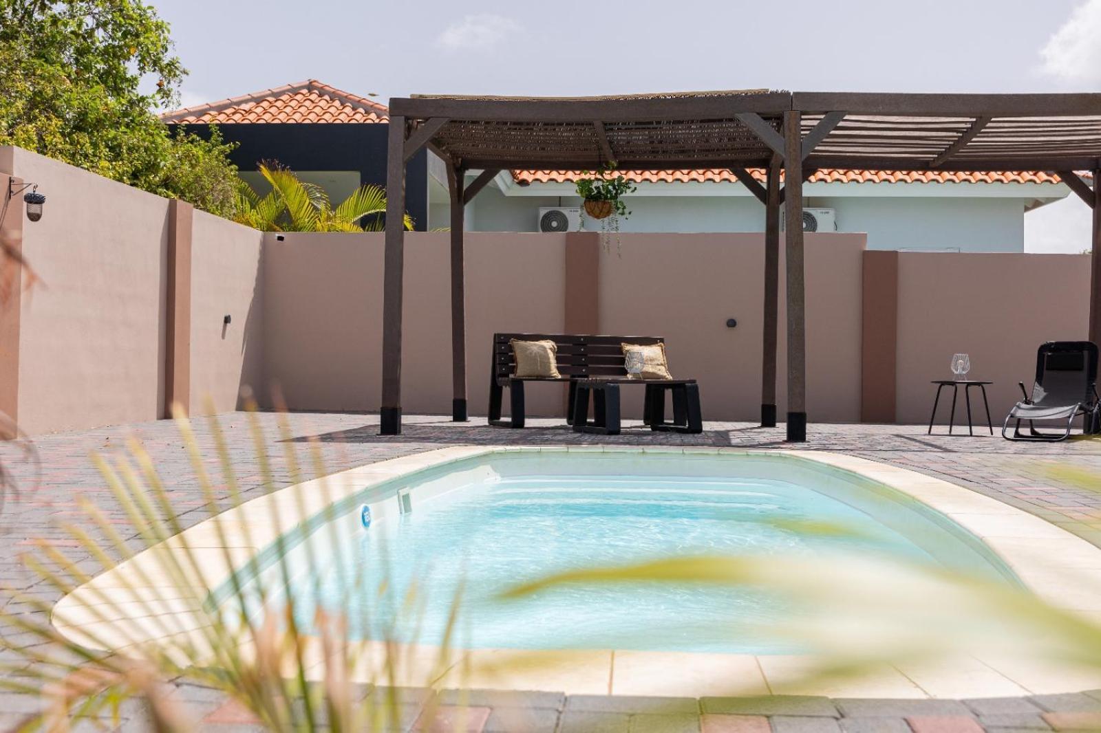 Av Curacao - Centrally Located Spacious Apartment Вилемстад Екстериор снимка