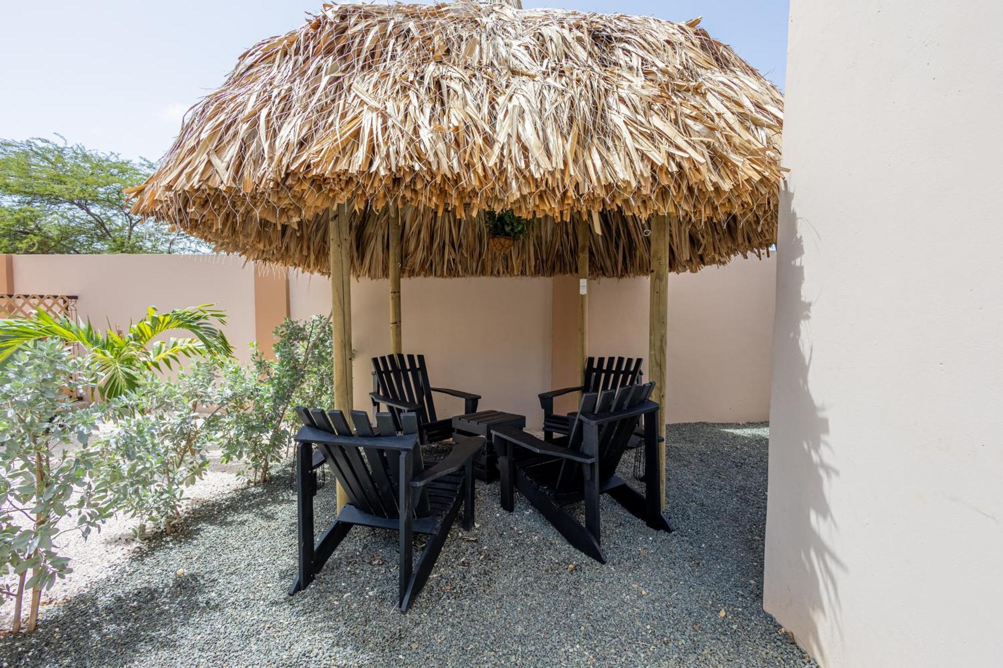 Av Curacao - Centrally Located Spacious Apartment Вилемстад Екстериор снимка